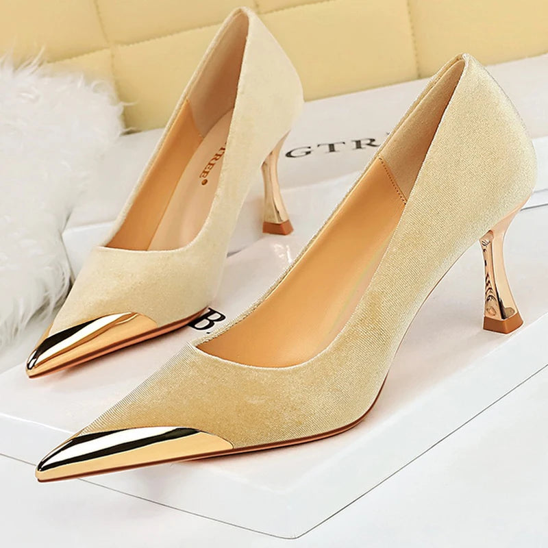 Metal Pointed Women Pumps